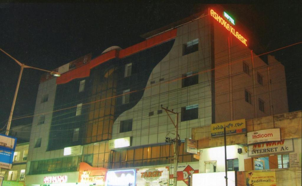 Hotel Ashoka Klassic Hyderabad Exterior photo